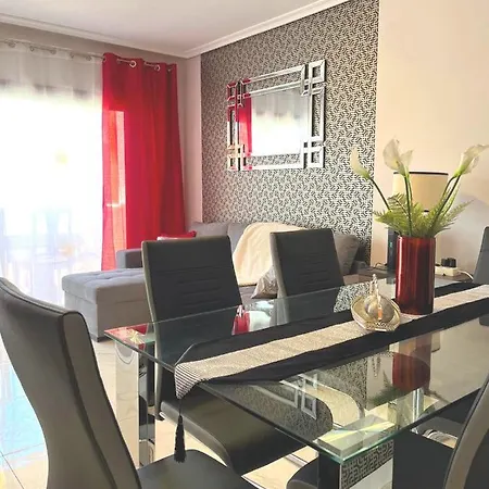Elegant Style 3-bedroom Brand New * Σαν Μιγκέλ ντε Αμπόνα